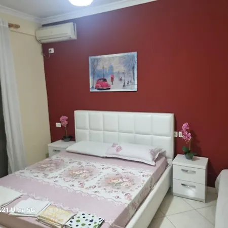 Beachfront 140 Metters With Big Veranda And Big Balcony Seafront Apartamento *