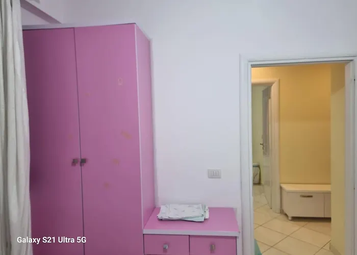 Beachfront 140 Metters With Big Veranda And Big Balcony Seafront Apartmán *